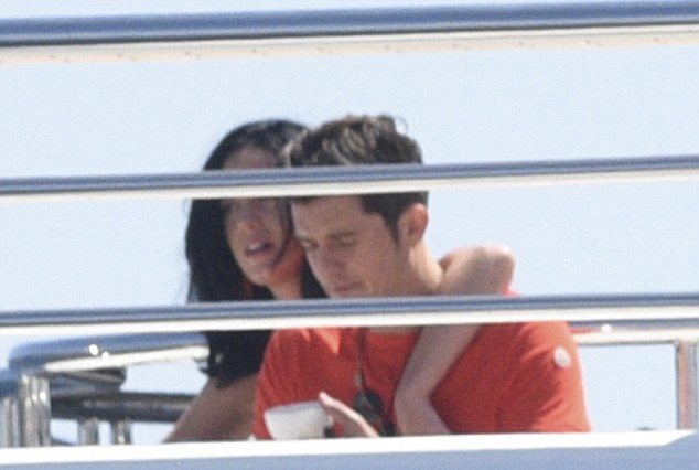 katy-perry-orlando-bloom-cannes-005