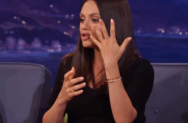 mila-kunis-aliança