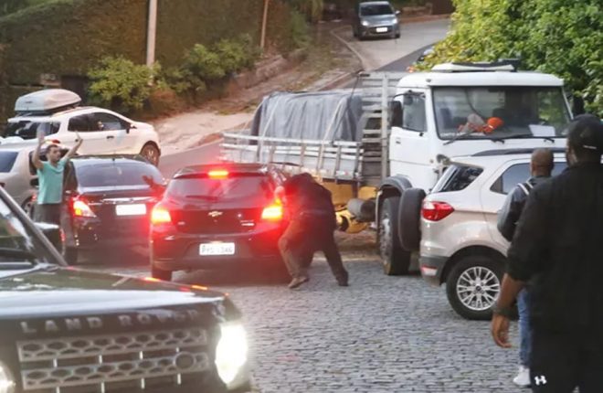 justin bieber segurança carro