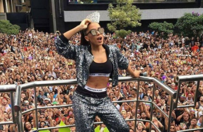 anitta-paradalgbt