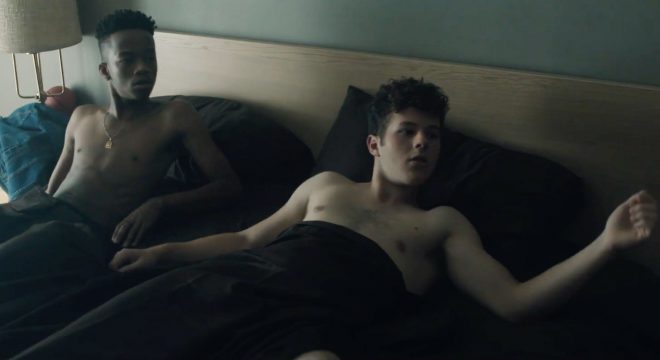 ator-modern-family-romance-gay-clipe-logic-alessia-cara