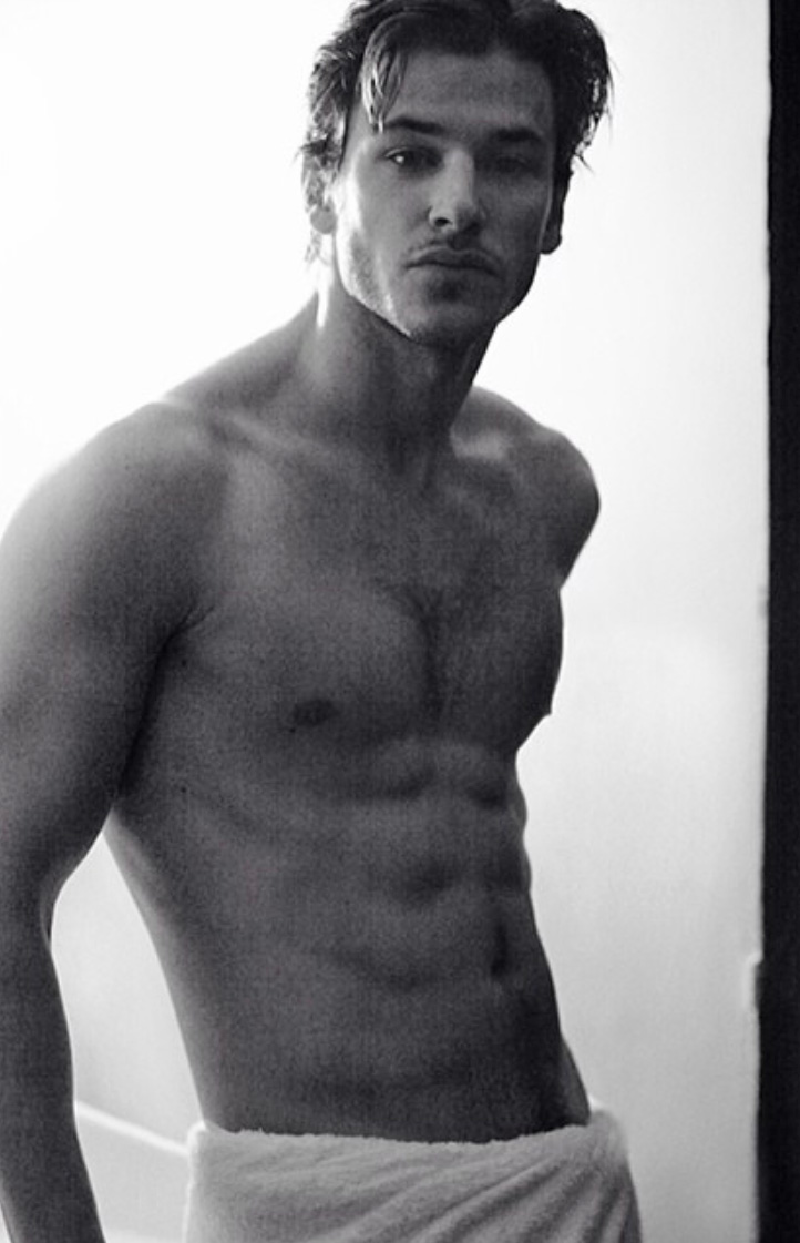 towel-series-gaspard-ulliel