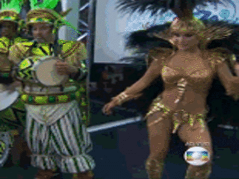 anitta-sambando-gif