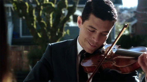 rami-malek-hot-4
