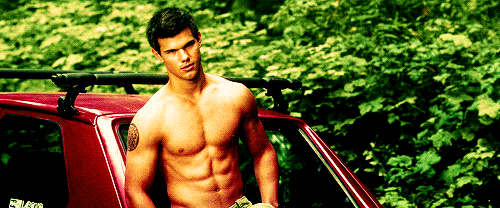 jacob-black-shirtlessness-1448910970