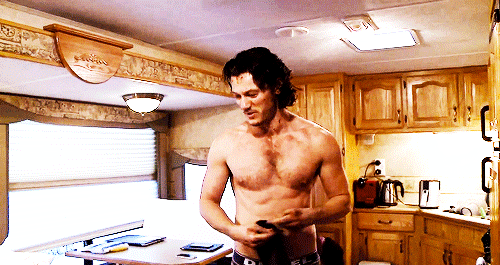 luke-evans-gif1