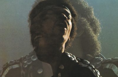 Jimi Hendrix na capa do disco "Rainbow Bridge"