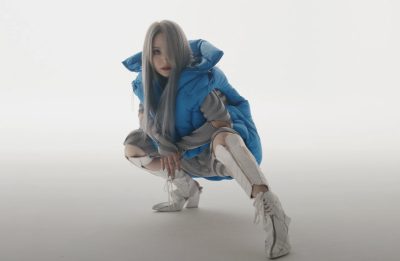 CL cheia de estilo no clipe de "Post Up" (Reprodução)