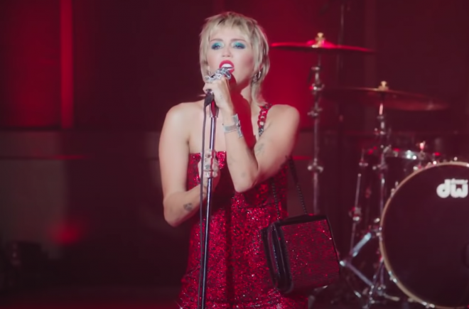 Miley Cyrus no "The Tonight Show" (Reprodução)