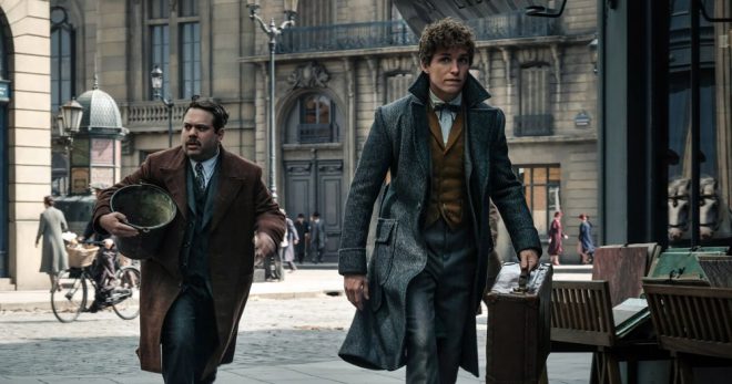 Eddie Redmayne em cena de "Animais Fantásticos" (Reprodução)