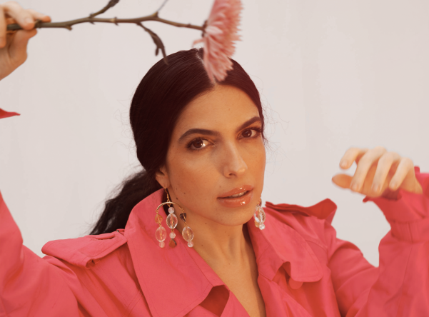 "Desafio" é o primeiro single de Illy desde o álbum "Te Adorando Pelo Avesso". (Divulgação/Julia Pavin)