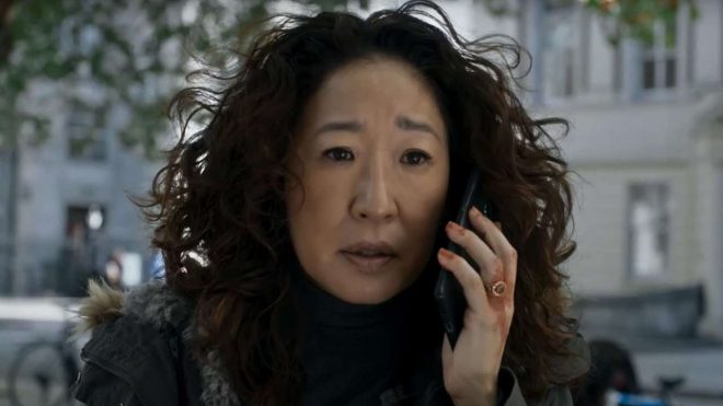 Sandra Oh em cena de "Killing Eve" (Reprodução)