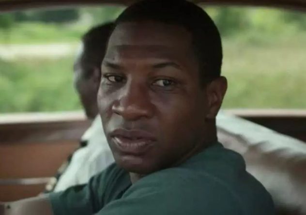 Jonathan Majors em cena da série "Lovecraft Country" (Reprodução)