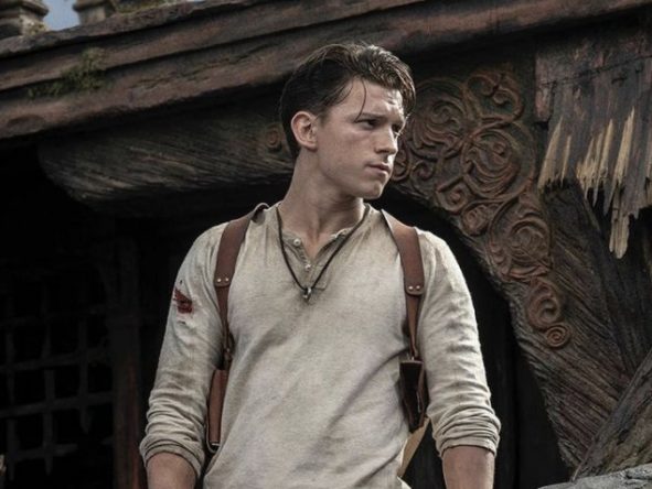 Tom Holland durante filmagens de "Uncharted" (Divulgação)