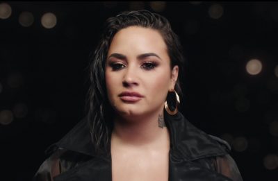 Demi Lovato no clipe de "Commander In Chief" (Reprodução)