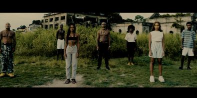 Cena do clipe de "Fardas e Fadas" (Divulgação)