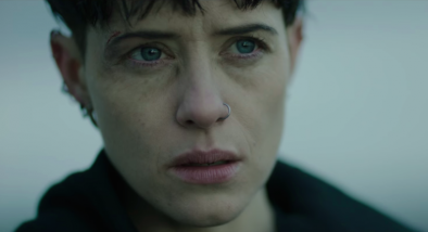 Claire Foy em "Millennium: A Garota na Teia de Aranha" (Reprodução)