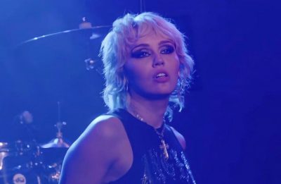 Miley Cyrus no festival “Save Our Stages Fest" (Reprodução)