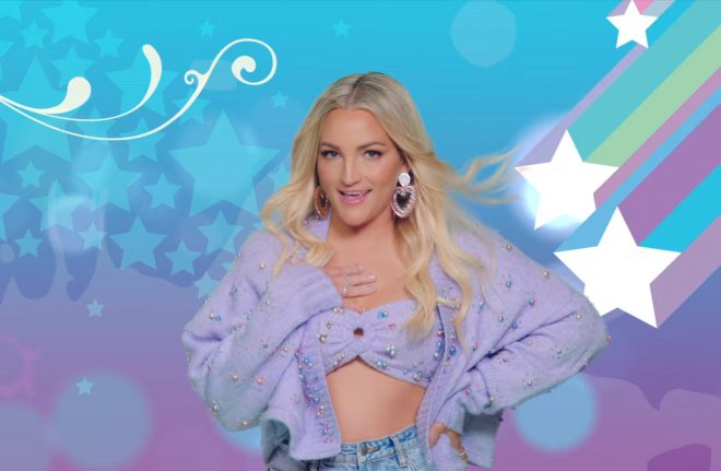 Jamie Lynn Spears no clipe de "Follow Me" (Reprodução)