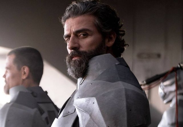 Oscar Isaac em cena de "Duna" (Divulgação)