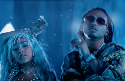 Cena do clipe "Del Mar" (Reprodução)