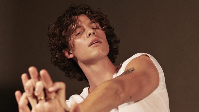 Shawn Mendes em ensaio promocional do álbum "Wonder" (Divulgação)
