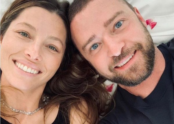 Jessica Biel e Justin Timberlake em foto publicada no Instagram (Reprodução)
