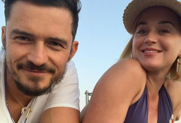 Orlando Bloom e Katy Perry em foto publicada no Instagram (Reprodução)