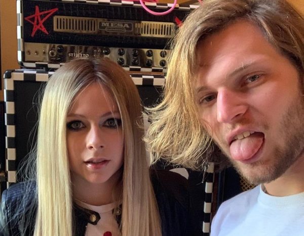 Avril Lavigne e Pete Jonas (Reprodução)
