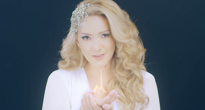 Erika Ender lança novo álbum com covers e inéditas (Reprodução)