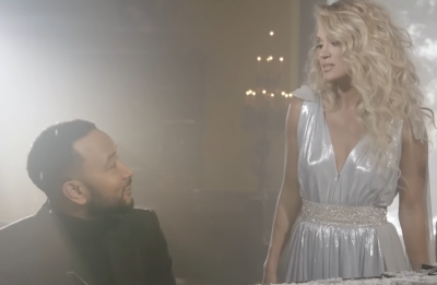 Música pertence ao primeiro álbum de Natal de Carrie Underwood (Reprodução)