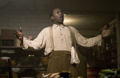 Mahershala Ali em "O Curioso Caso de Benjamin Button" (Reprodução)