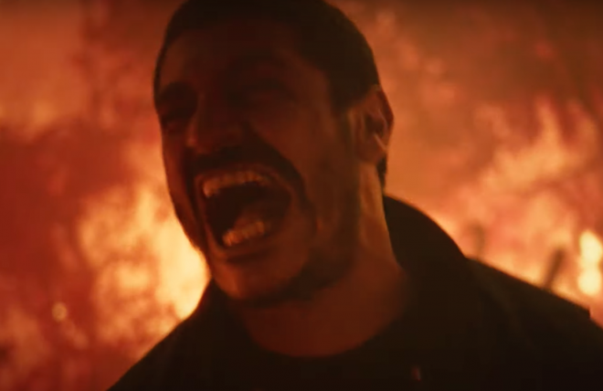 Videoclipe tem direção de Denis Cisma (Reprodução)