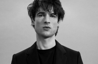 Tom é conhecido por ter participado do filme "Effie Gray" (Divulgação)