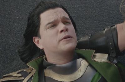 Em "Thor: Ragnarok", Damon viveu um ator que interpretava Loki em uma peça (Reprodução)