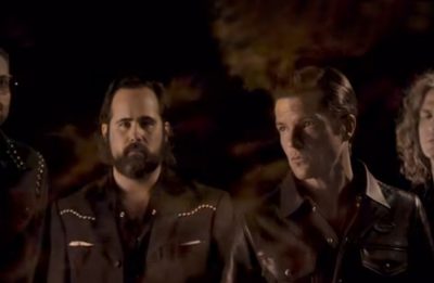 The Killers em clipe de "Run For Cover" (Reprodução)