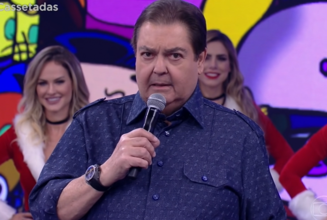 Apresentador está a três décadas no ar (Reprodução)