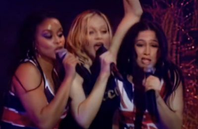 Show reúne interpretações inéditas de "What it Feels Like for a Girl" e "Runaway Lover" (Foto: Reprodução)