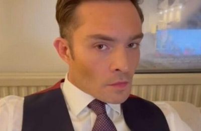 Ele fez sucesso ao interpretar Chuck em "Gossip Girl" (Reprodução)