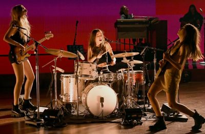 A banda está indicada aos prêmios de Melhor Álbum do Ano e Melhor Performance de Rock (Getty Images)