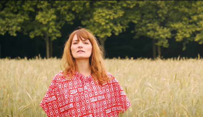 A parisiense Halo Maud estará entre as 40 atrações do projeto (Reprodução / YouTube)