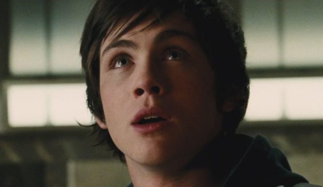 Logan Lerman deu vida ao semideus Percy na adaptação cinematográfica de 2010 (Divulgação)