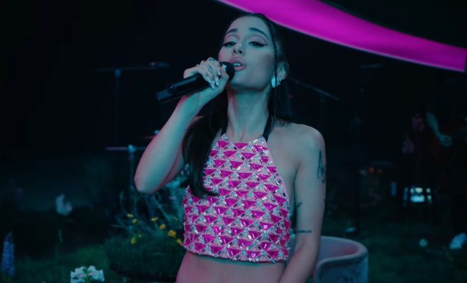 Ao todo, artista realizou seis apresentações especiais do álbum "Positions" (Reprodução)