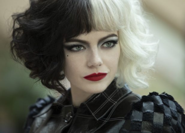 Emma Stone interpreta a protagonista Cruella de Vil (Disney / Divulgação)