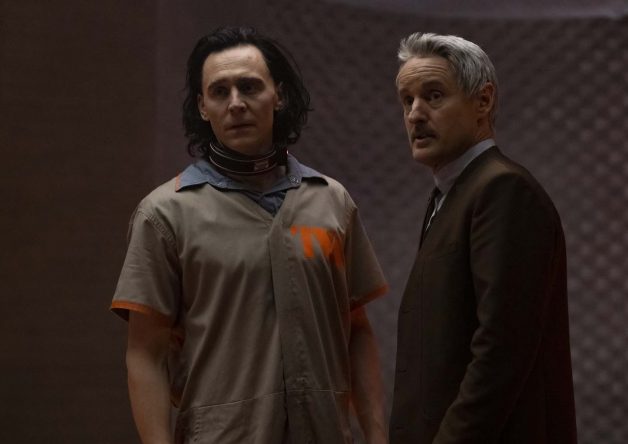 Na série, Tom Hiddleston vive Loki (Disney+ / Divulgação)