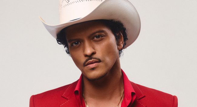 Imagem de notícia sobre Bruno Mars tem uma das melhores estreias de 2026 e emplaca disco completo no Top 100 do Spotify Global [papelpop.com]
