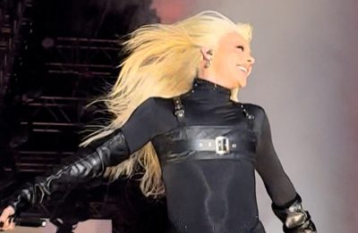 Pabllo Vittar resgata hits em estreia de turnê comemorativa de dez anos de carreira