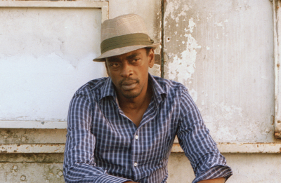 Seu Jorge lança disco feito ao longo de 16 anos com participações de Marisa Monte e Maria Rita